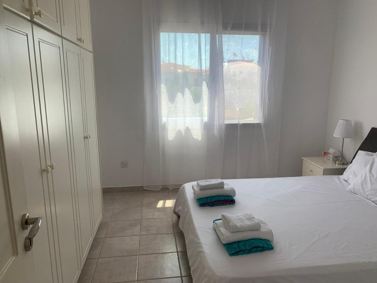 Kings Palace - Stylish, Modern 2 Bed With Sea Views Paphos Exterior photo